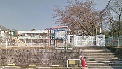 平野幼稚園 徒歩163m