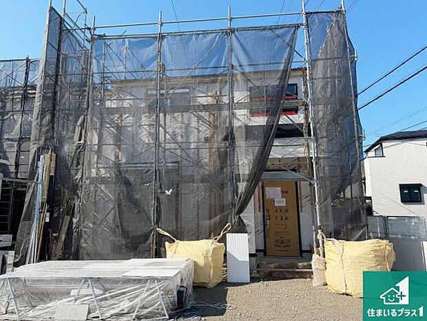【外観】現在建築中!落ち着いた街並みで新生活を始めることが出来そう!周辺の物件も併せてご紹介させて頂きます!