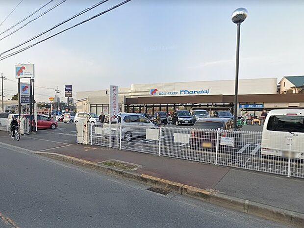 万代高槻春日店