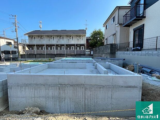 【外観】周辺は落ち着いた街並みの住宅地!子育てがしやすい住環境です!まだ未完成ですが、現地でしかわからない事もございます。是非一度ご覧ください。