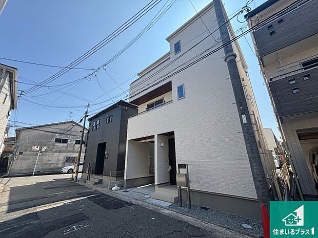 【外観】安心の10年保証!外観を美しく保ち、雨水で汚れを落とします!気になることがありましたら、お気軽にお問い合わせください!