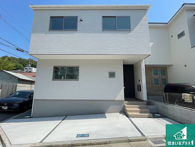 【外観】周辺は落ち着いた街並みの住宅地!子育てがしやすい住環境です!現地でしかわからない事もございます。是非一度ご覧ください。