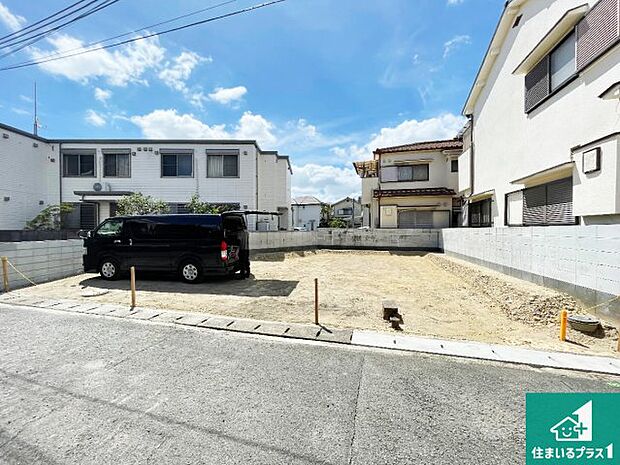 【外観】現在建築中！落ち着いた街並みで新生活を始めることが出来そう！周辺の物件も併せてご紹介させて頂きます！
