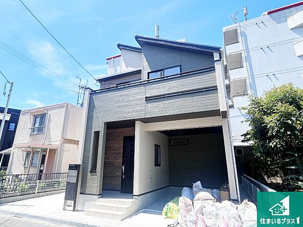 【外観】安心の10年保証！外観を美しく保ち、雨水で汚れを落とします！気になることがありましたら、お気軽にお問い合わせください！