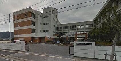 東近江市立能登川中学校 徒歩2400m