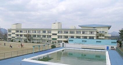 川西市立陽明小学校 徒歩478m