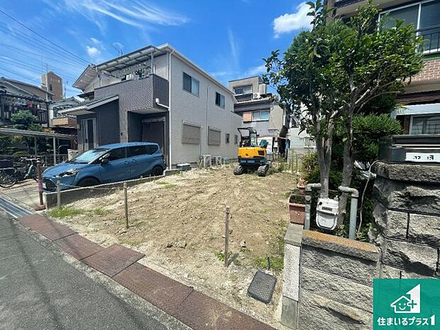 【外観】現在建築中!落ち着いた街並みで新生活を始めることが出来そう!周辺の物件も併せてご紹介させて頂きます!