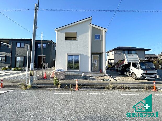 【外観】お客様に長く安心して住んでいだだける事にこだわった家づくり！住んでからのアフターサービスにもしっかりと取り組んでいます！