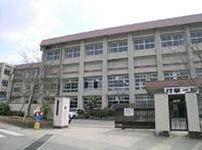 川西市立東谷中学校 徒歩648m