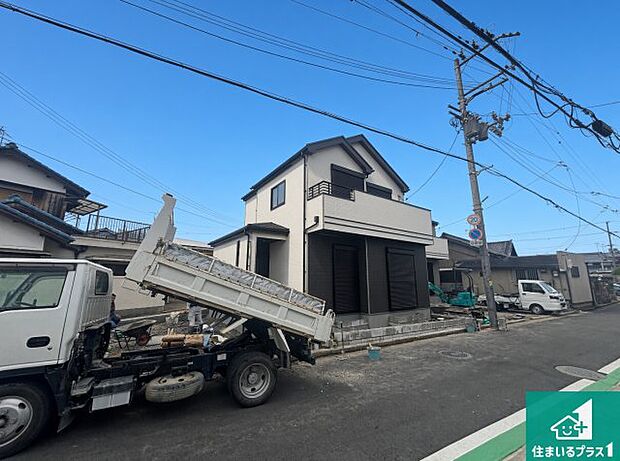 【外観】現在建築中！落ち着いた街並みで新生活を始めることが出来そう！周辺の物件も併せてご紹介させて頂きます！