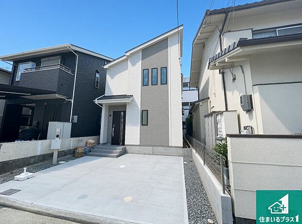 【外観】安心の10年保証！外観を美しく保ち、雨水で汚れを落とします！気になることがありましたら、お気軽にお問い合わせください！