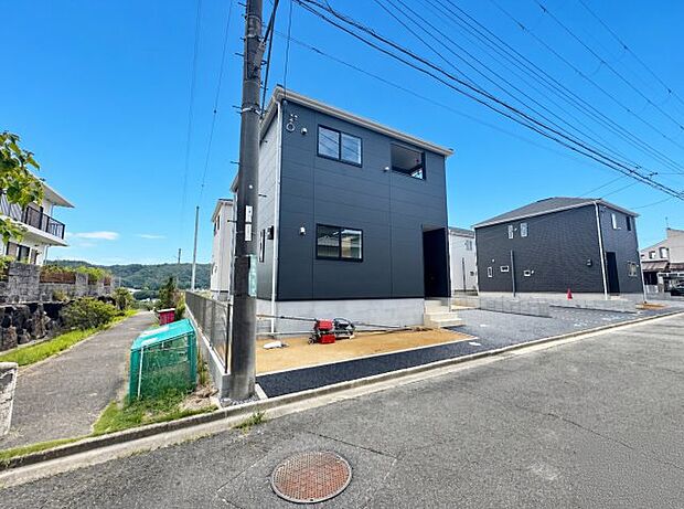 【外観】お客様に長く安心して住んでいだだける事にこだわった家づくり!住んでからのアフターサービスにもしっかりと取り組んでいます!