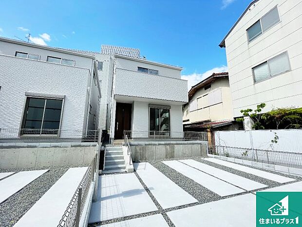 【外観】安心の10年保証!外観を美しく保ち、雨水で汚れを落とします!気になることがありましたら、お気軽にお問い合わせください!