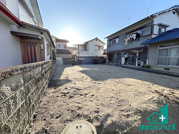 【外観】現在建築中!落ち着いた街並みで新生活を始めることが出来そう!周辺の物件も併せてご紹介させて頂きます!