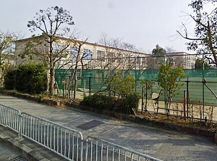 京都市立桂中学校 徒歩1090m