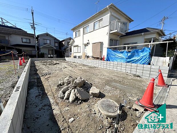 【外観】ご案内の際は現地集合はもちろん、ご自宅の送迎や最寄りの駅迄のお迎え等お気軽にご相談ください。