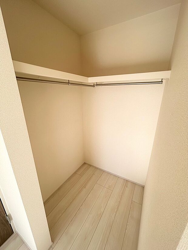 【ウオークインクロゼット】1号棟・WIC約1.1畳