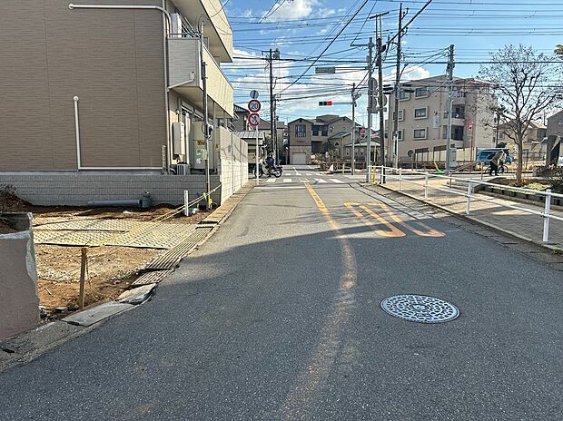 【前面道路】現地含む前面道路・南側公道幅員約６ｍ