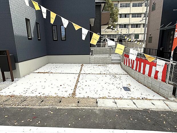 【28号地】駐車並列2台可！