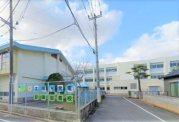 北九州市立浅川小学校(約800m)