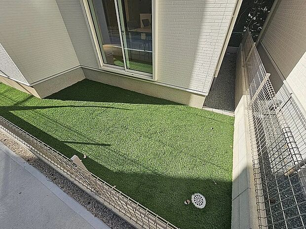 【【1号棟】庭】芝生のお庭付き♪