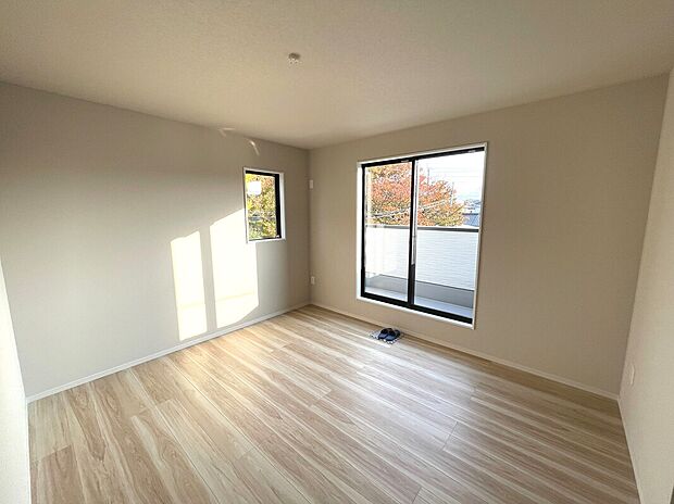 【2階主寝室】2階9帖洋室!主寝室にピッタリのお部屋。