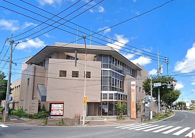 二島郵便局（約700m）