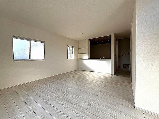 【【3号棟】リビング】LDK広々16.875帖！