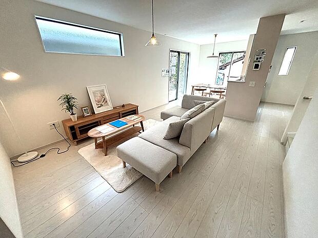 【【1号棟】リビング】LDK広々17.7帖！