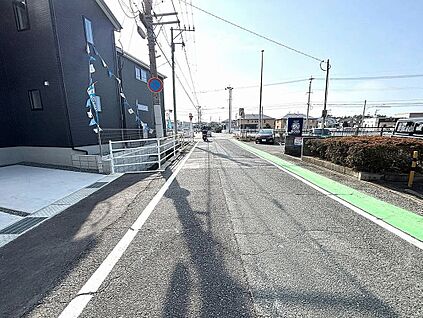 【1・2号棟】前面道路