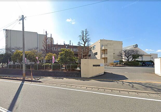古賀市立古賀北中学校（約1,730m）