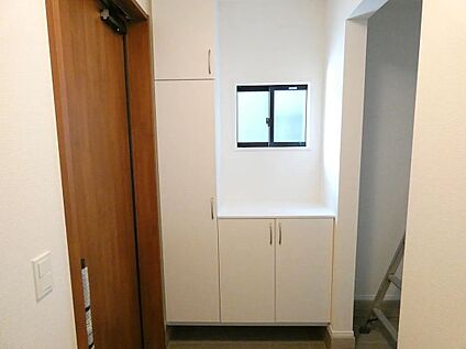 【2号棟】玄関