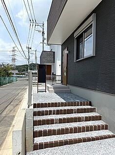 【1号地】玄関ポーチ