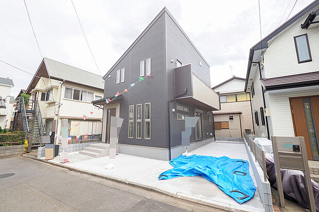 車通りが少ない閑静な住宅地に誕生した新築戸建てをご紹介