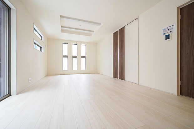 ■LDK/ご家族団らんの空間が広がるLDKは約20帖の広々空間