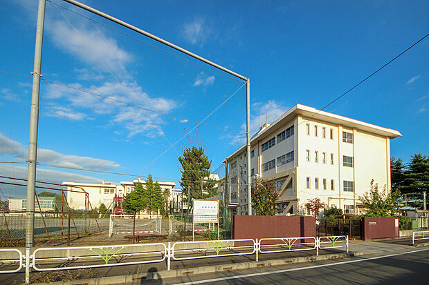 清瀬市立清瀬中学校（約980m）