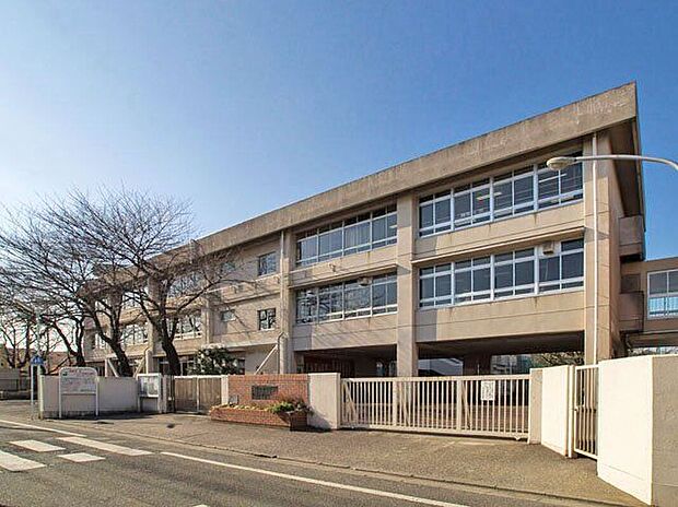 東村山市立東村山第六中学校(約690m)