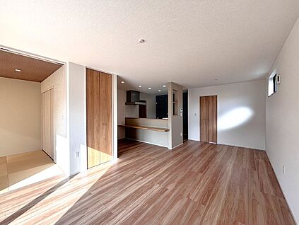 【A棟　LDK同仕様】