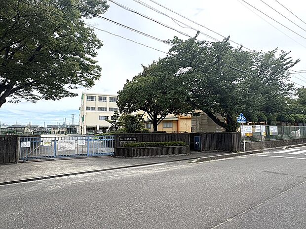大手小学校
