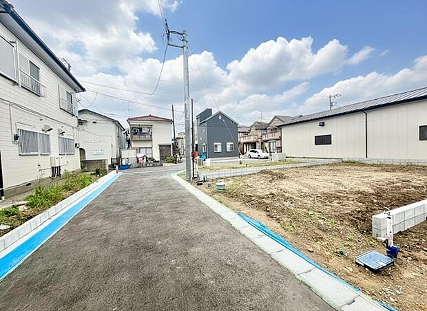 【現地写真】教育施設も近く子育てにもぴったりな住環境 南道路 日当たり良好