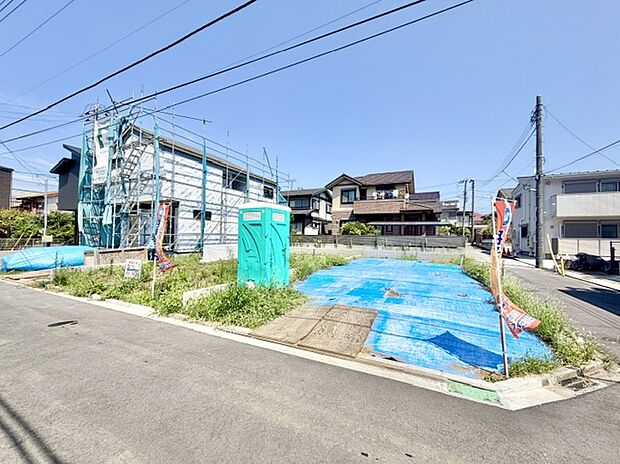 【2区画】角地で開放感があふれています。