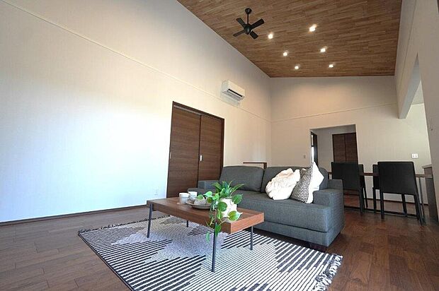 【No.5 モデルハウス リビング】