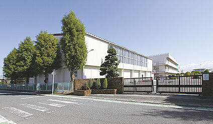 羽生市立岩瀬小学校 1680ｍ(徒歩約20-21分)