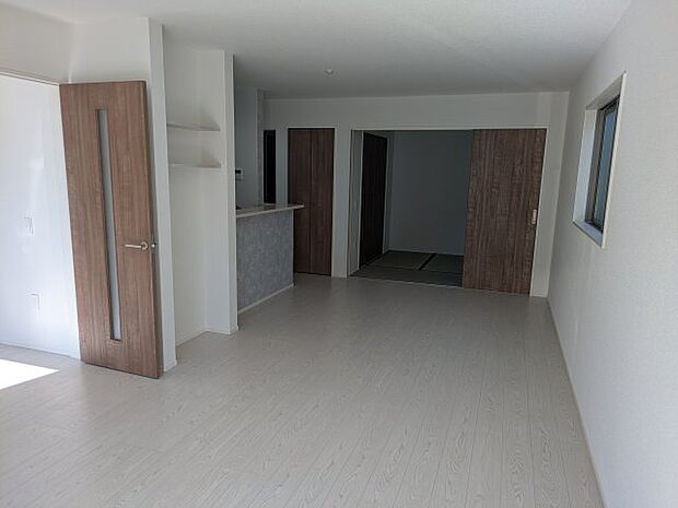 【居間・リビング】１号棟