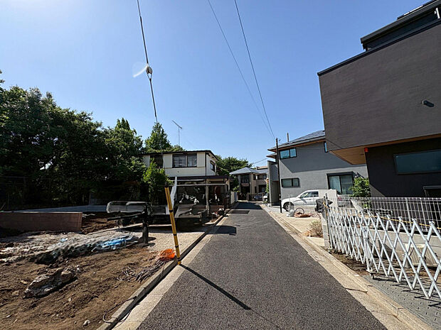 現地前面道路写真（2026年5月撮影）　