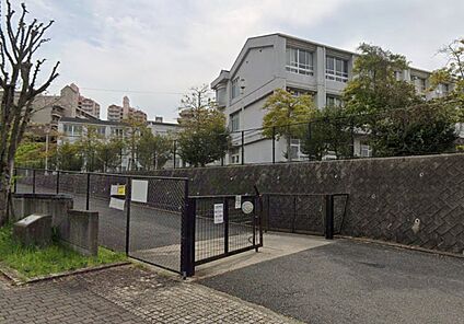 北池田中学校 約1220ｍ