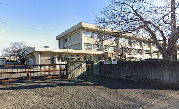 横須賀市立神明小学校（約1,200m）