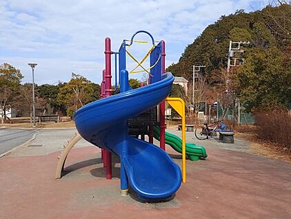 岩瀬下関防災公園 500ｍ