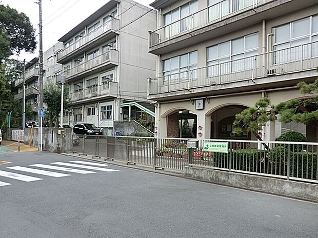 横浜市立老松中学校(約500m)