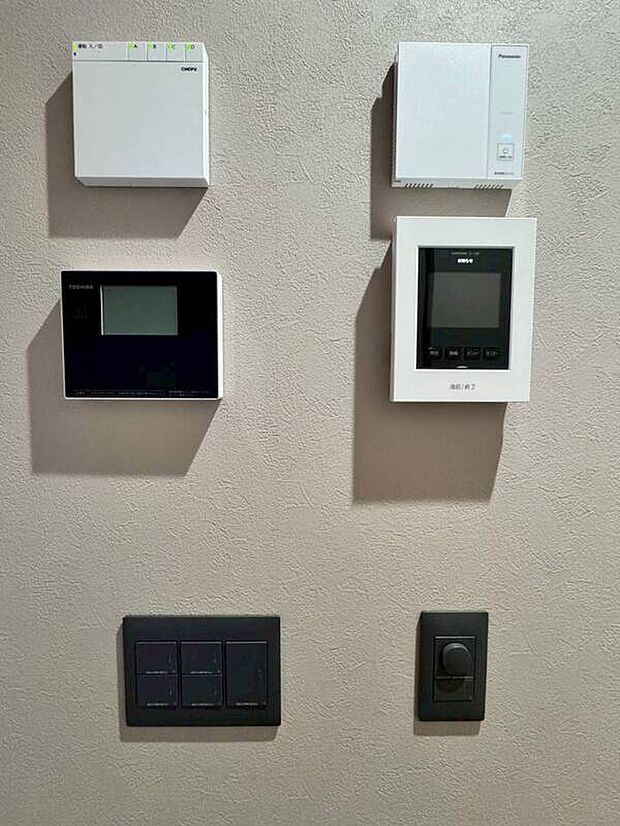 【スイッチ関係】【6号地モデルハウス】　床暖房・換気システム等　